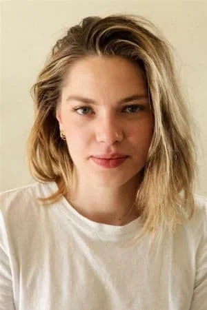  Ella Pellegrini photo