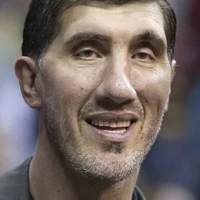 Photo star :  Gheorghe Mureșan