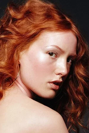 Alicia Witt photo