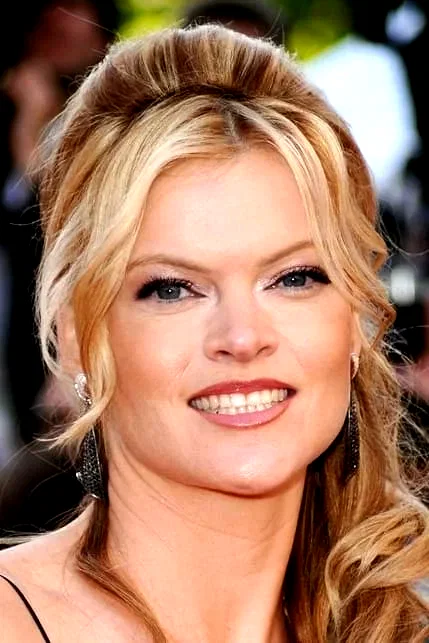 Missi Pyle