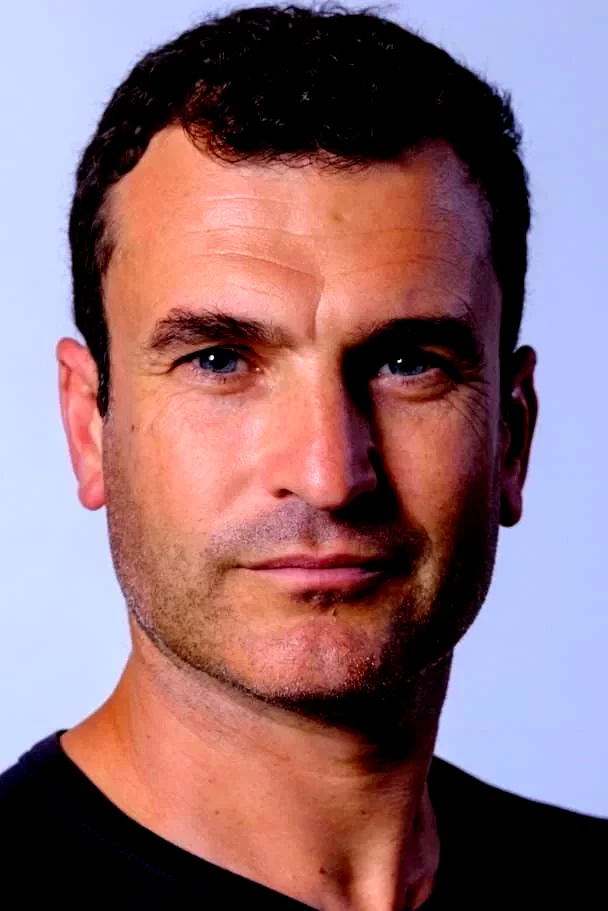  Paul du Toit