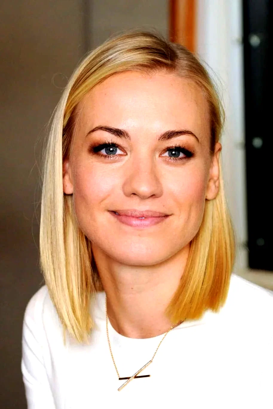 Yvonne Strahovski