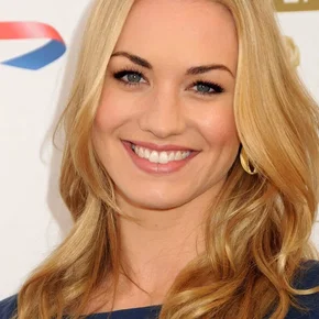 Photo star : Yvonne Strahovski