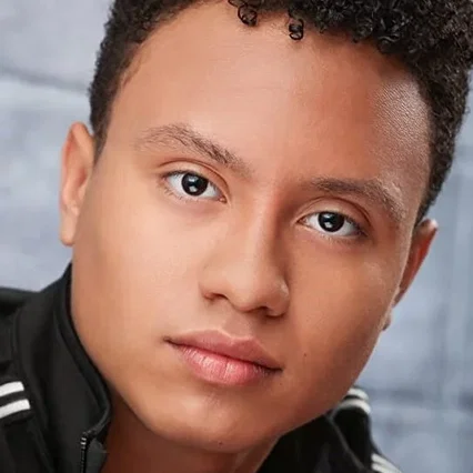  Joshua Montes