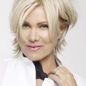Photo star :  Deborra-lee Furness
