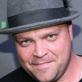 Photo star : Drew Powell