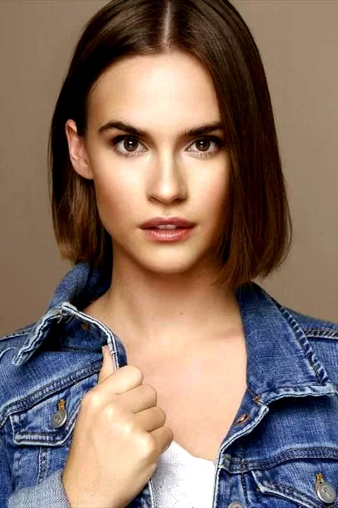  Ema Horvath
