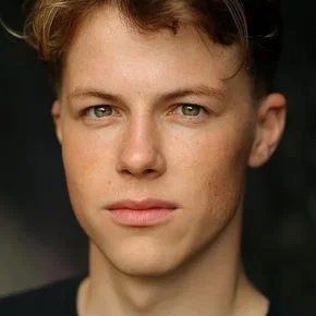 Photo star :  Milo Callaghan