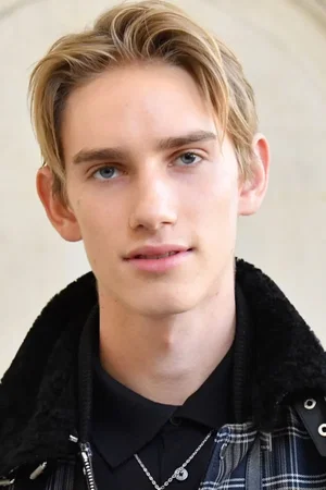  Levon Thurman-Hawke photo