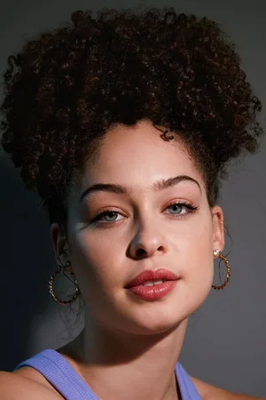  Liz Caribel Sierra photo