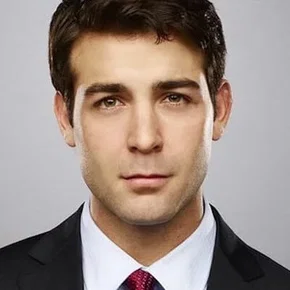 Photo star : James Wolk