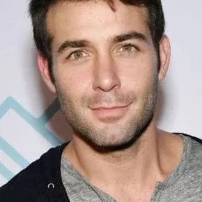 Photo star : James Wolk