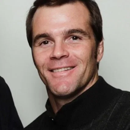  Ian Nelms