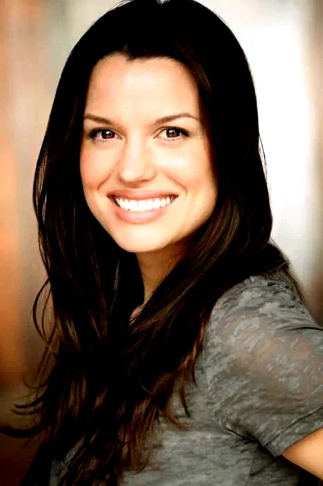  Caroline Morahan