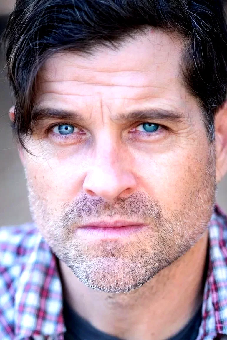  Blaine Gray