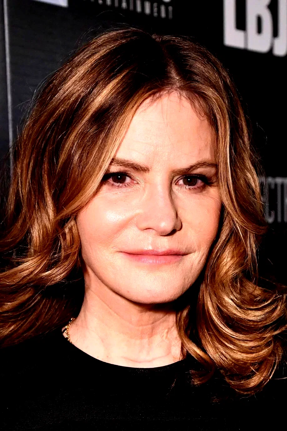 Jennifer Jason Leigh