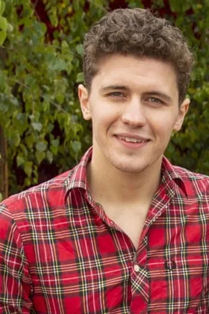  Dylan Llewellyn photo