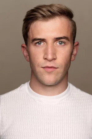  Callum Scott Howells photo