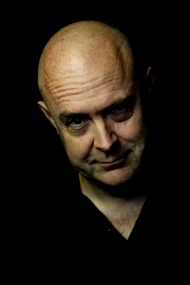  Seán James Sutton
