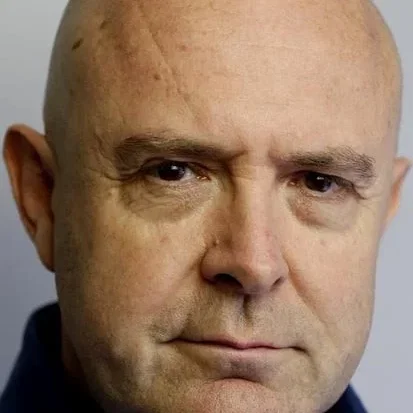  Seán James Sutton