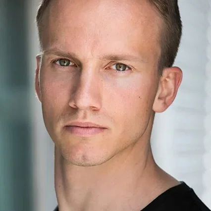  Andrei Lenart