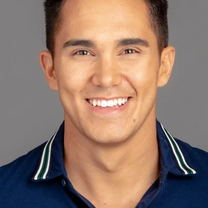  Carlos PenaVega