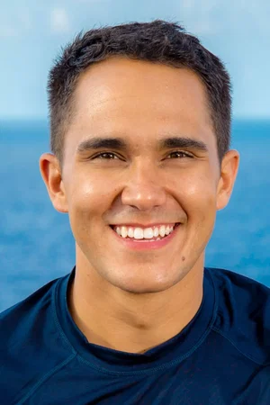  Carlos PenaVega