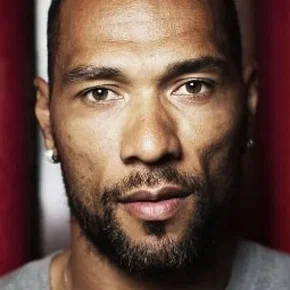 Photo star :  John Carew