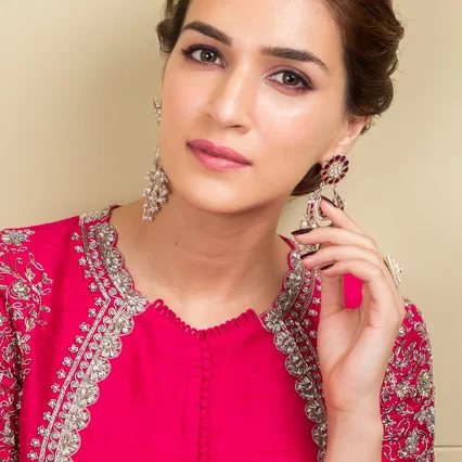  Kriti Sanon