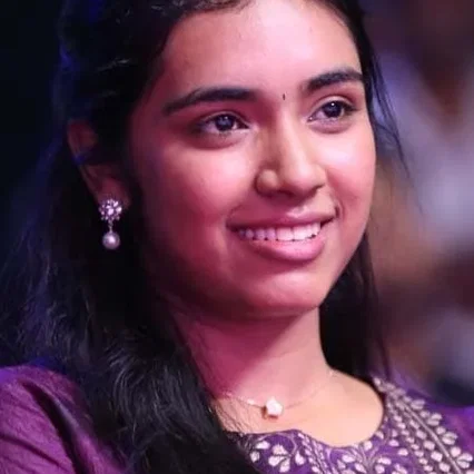  Nikhila Shankar