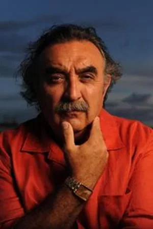  Alfonso Vallejo photo