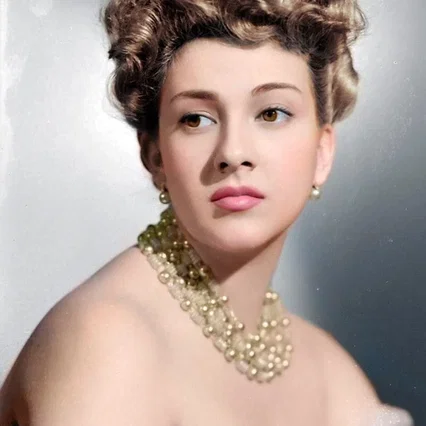 Amparo Rivelles