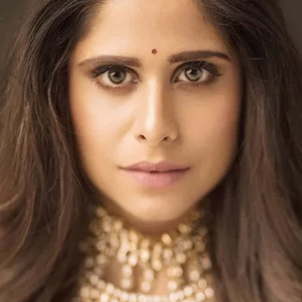  Sai Tamhankar