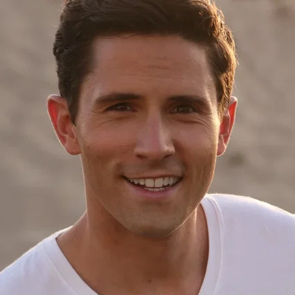  Evan Holtzman