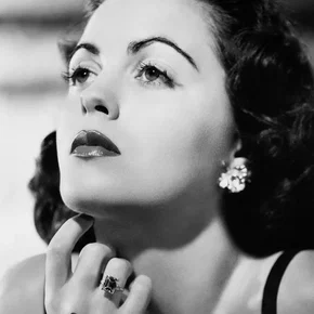 Photo star :  Faith Domergue
