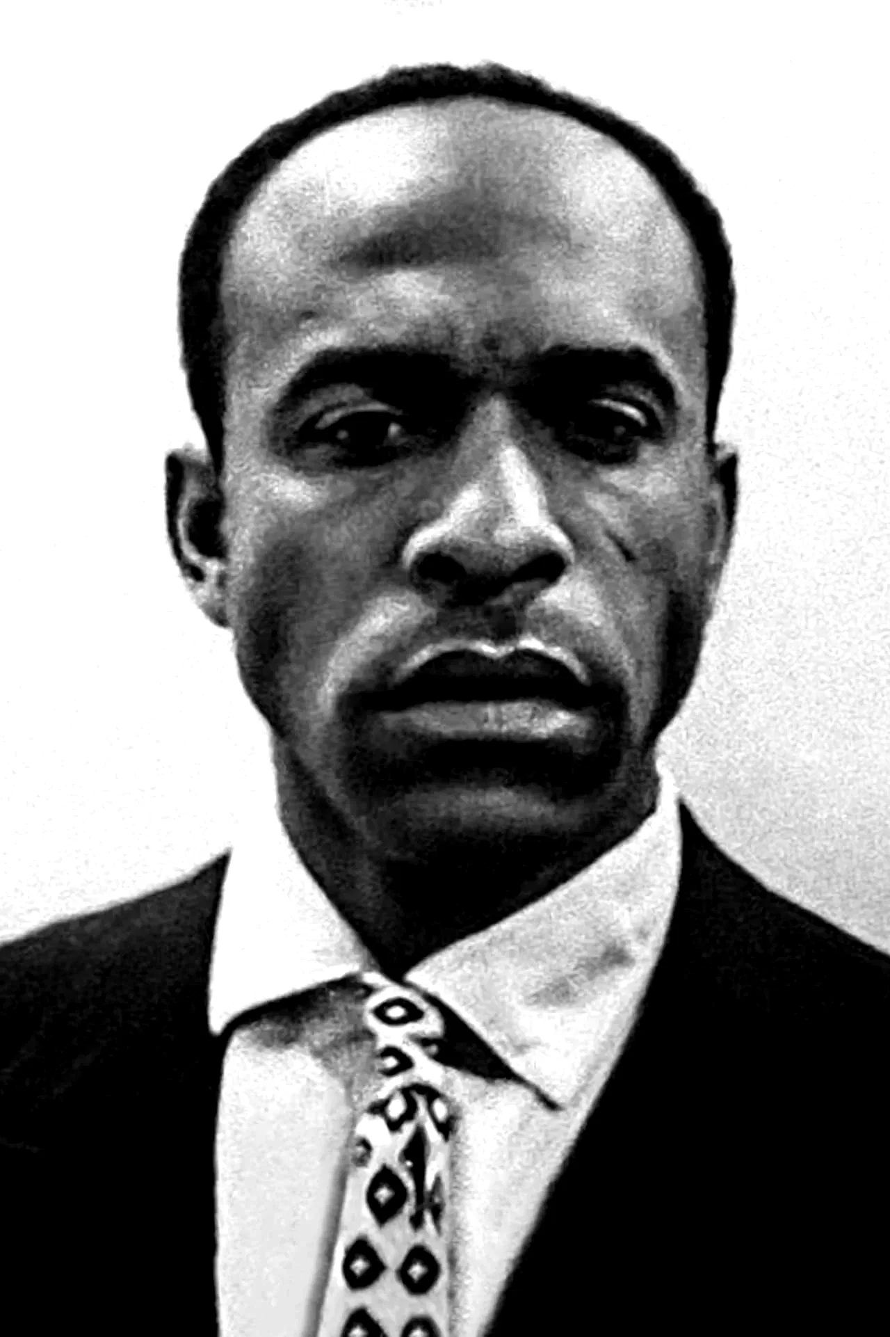  Frantz Fanon