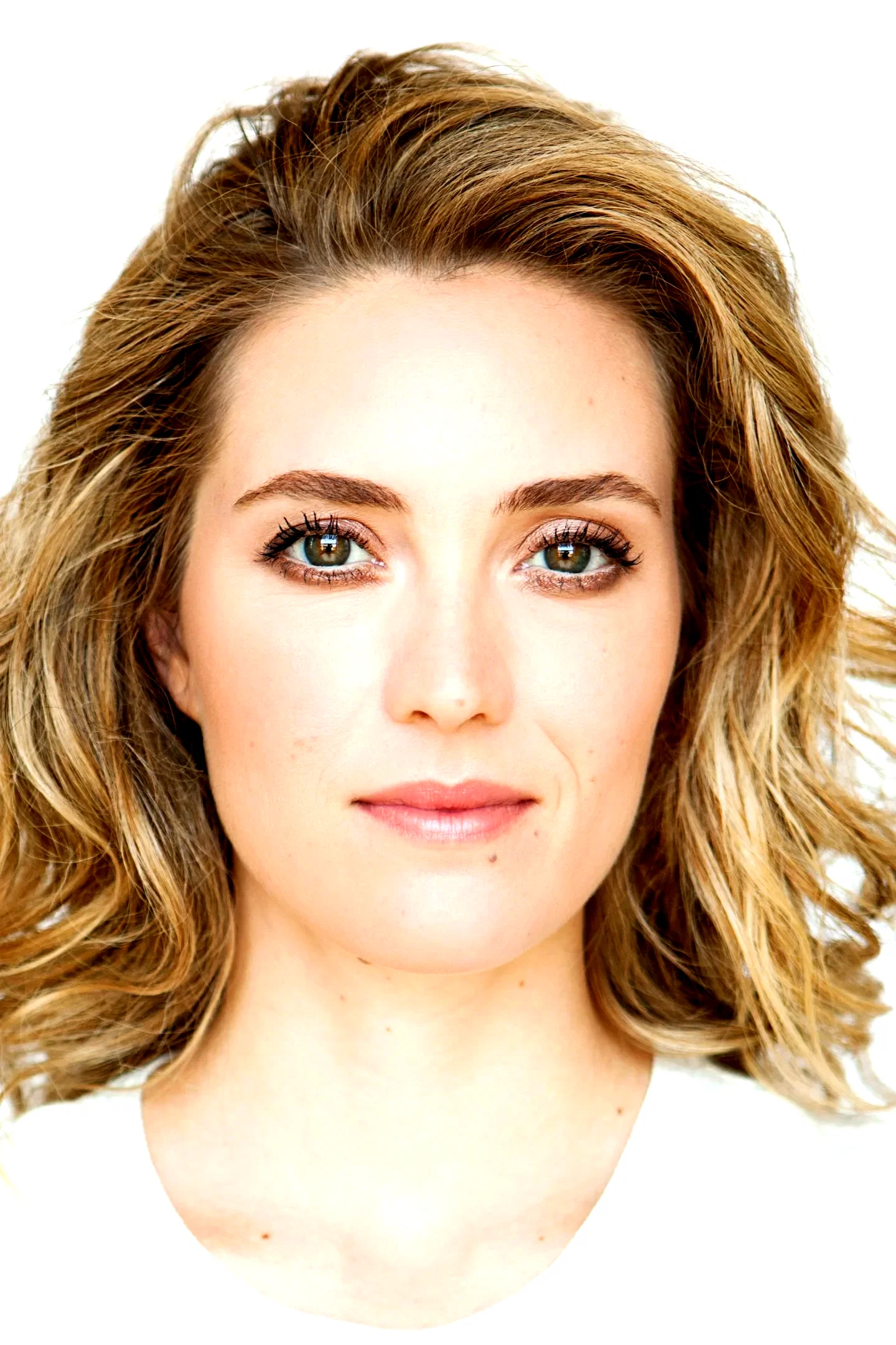 Evelyne Brochu