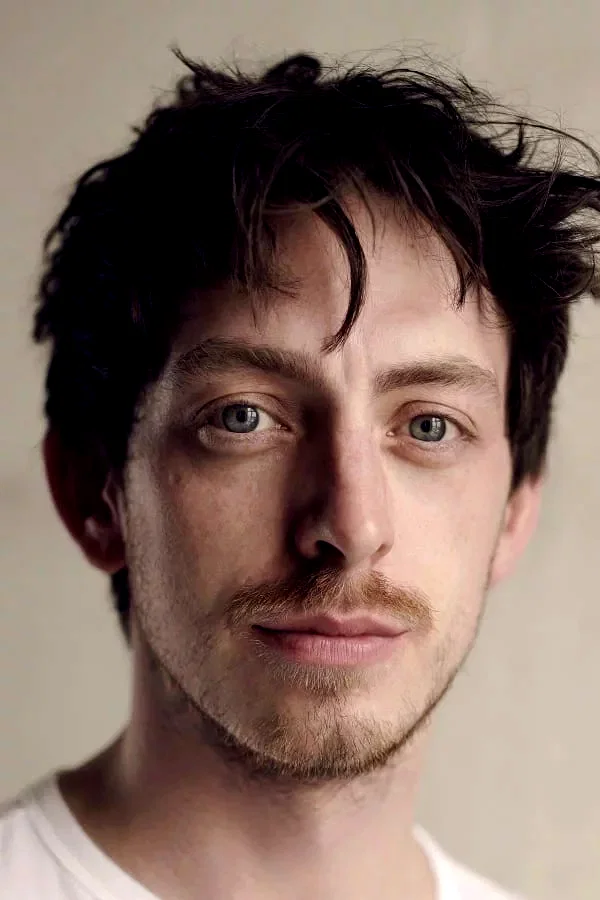 Zachary Hart