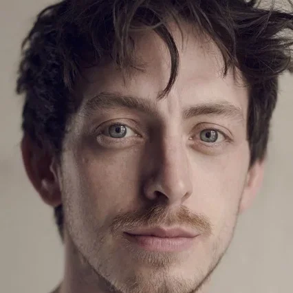  Zachary Hart
