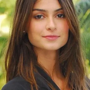 Photo star :  Thaila Ayala