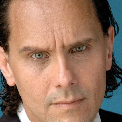  Luis Olmeda