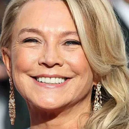 Amanda  Redman