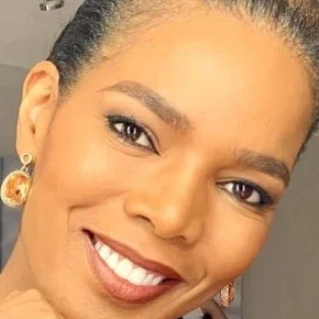 Photo star :  Connie Ferguson