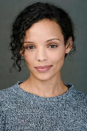  Nicole Fortuin photo