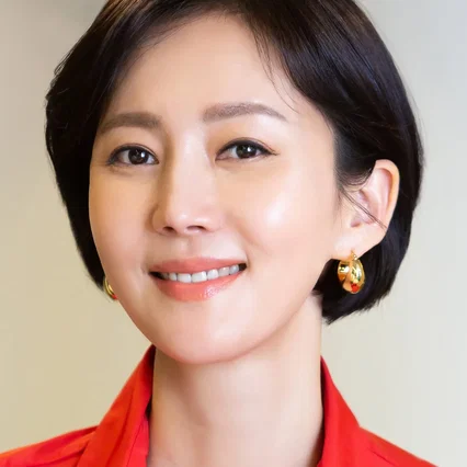  Yum Jung-ah