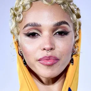 Photo star :  FKA Twigs