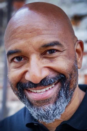  Paul Maynard photo