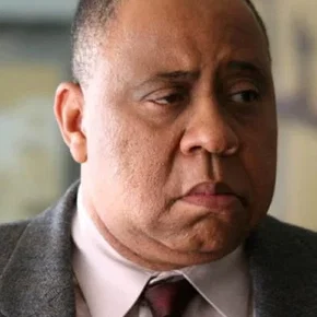 Photo star : Barry Shabaka Henley