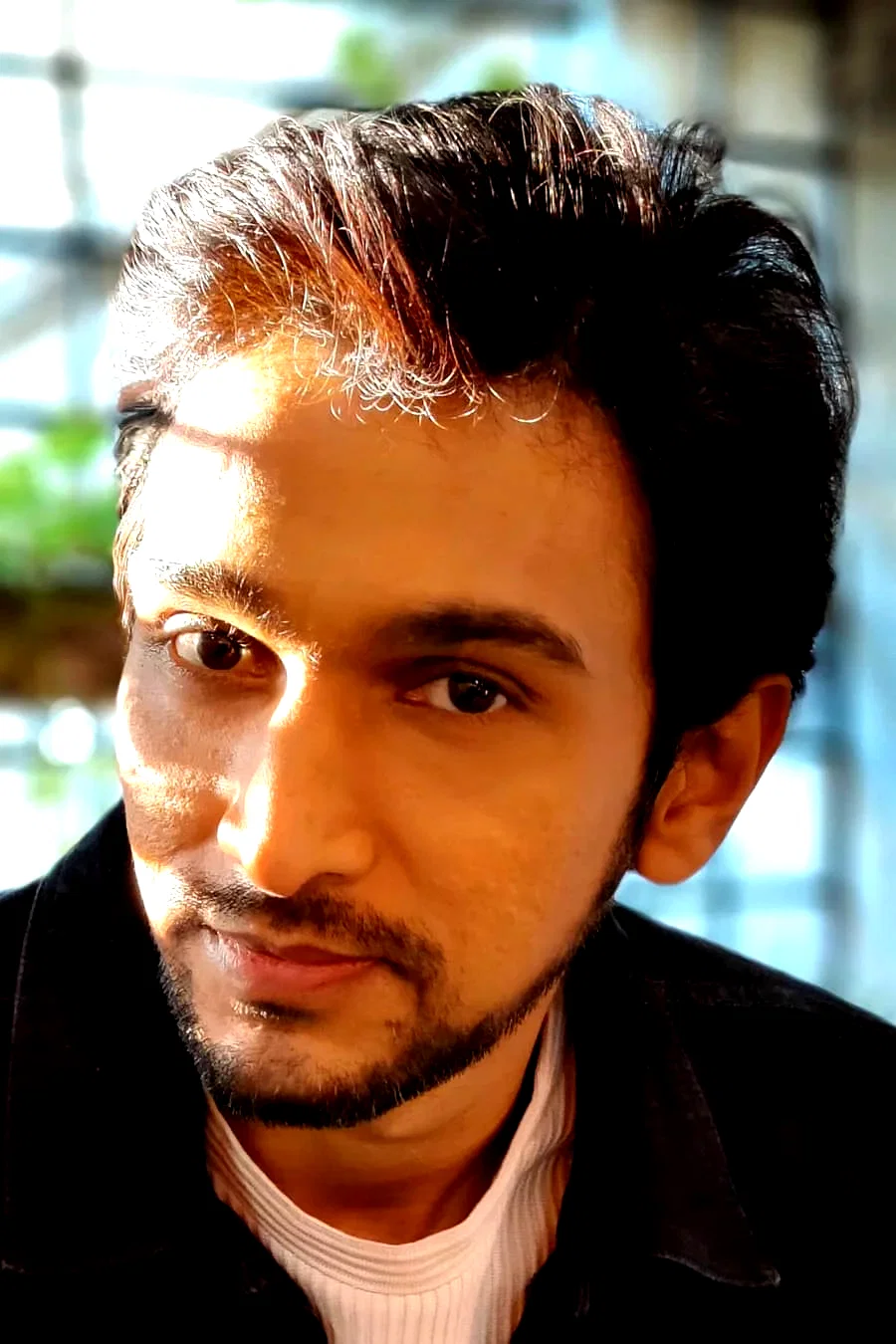  Pratik Gandhi