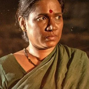 Photo star :  Chhaya Kadam